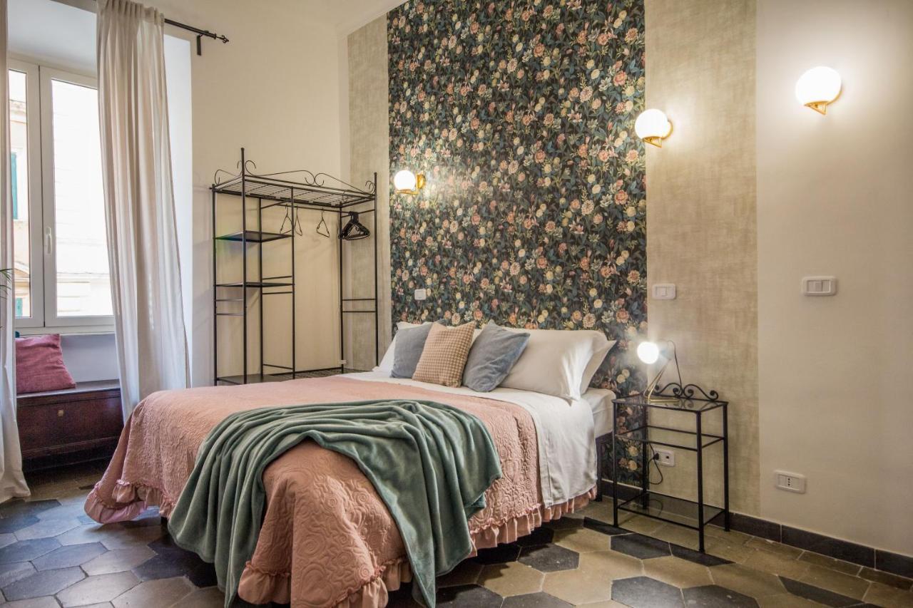 Appartamento Flora Metro Vittorio โรม ภายนอก รูปภาพ